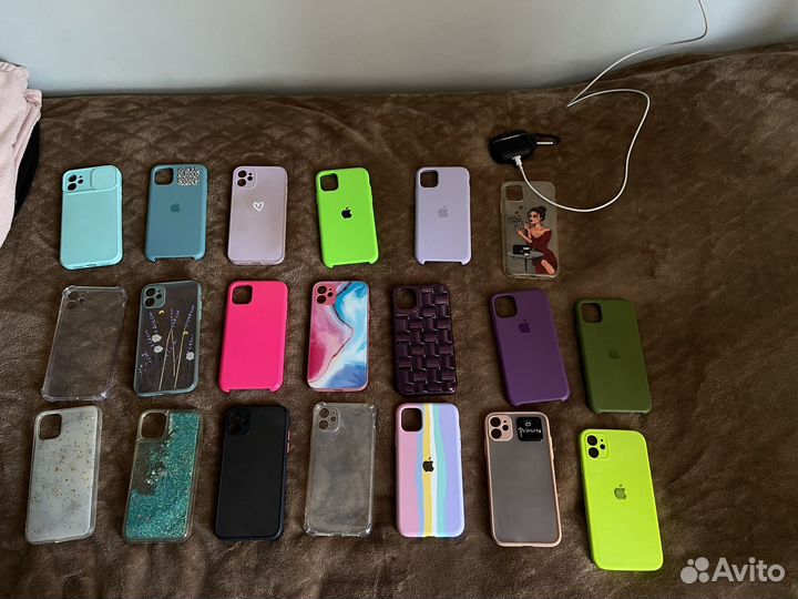 Чехол на iPhone 11