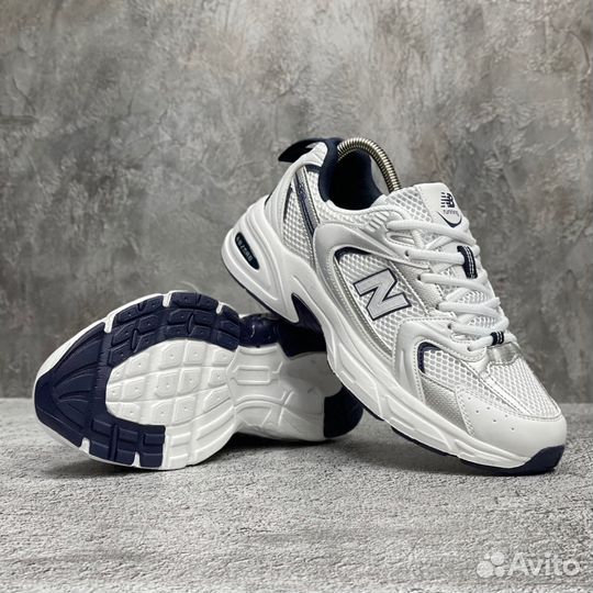 Кроссовки женские и мужские new balance