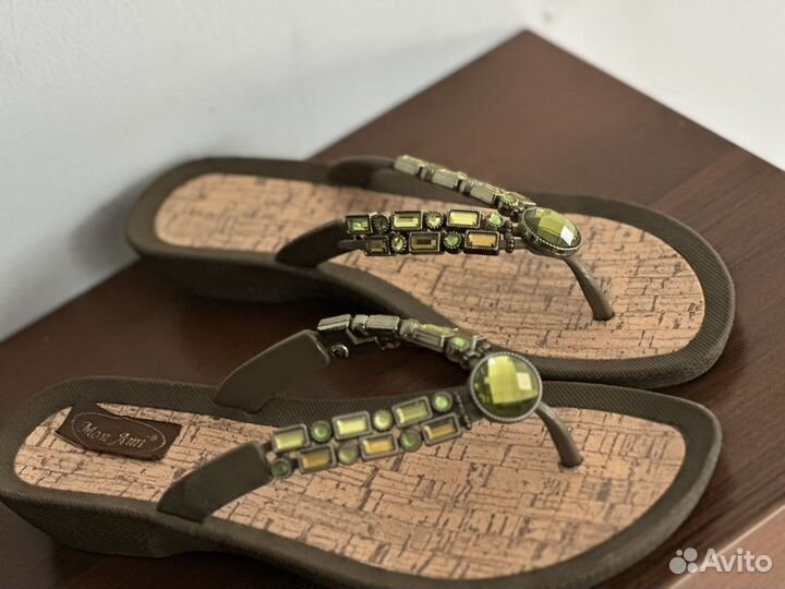 Шлепанцы женские 40 41 размер