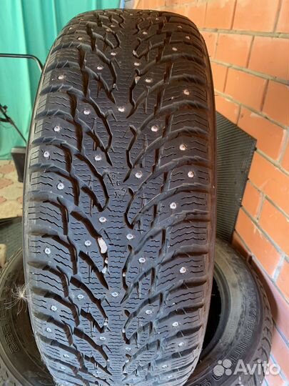 Nokian Tyres Hakkapeliitta 9 SUV 235/55 R20 116T