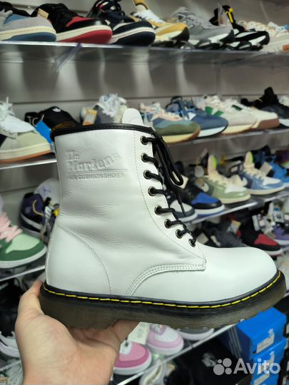 Новые ботинки Dr.Martens(зима)