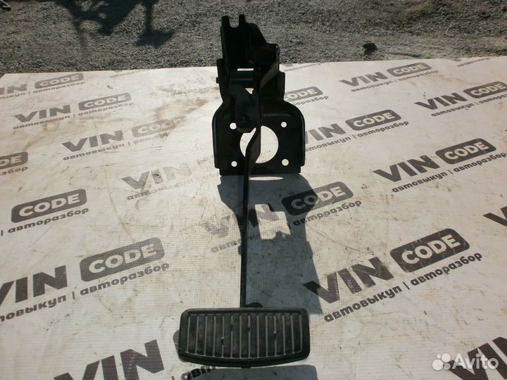 Педаль тормоза АКПП Хундай Акцент 2