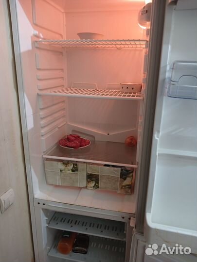 Холодильник Стинол на запчасти