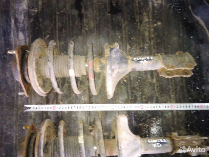 Стойка Hyundai Elantra