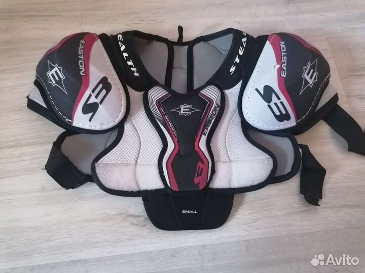 Нагрудник хоккейный