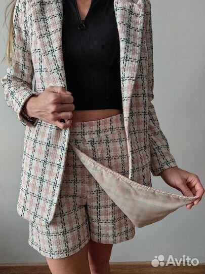 Костюм женский твидовый