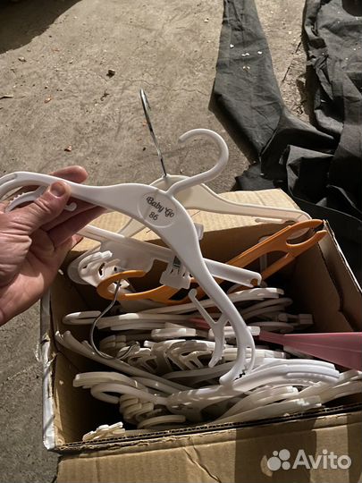 Плечики детские