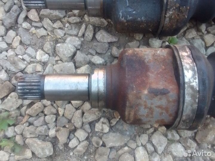 Полуось передняя левая правая Пежо 206, 1.4L