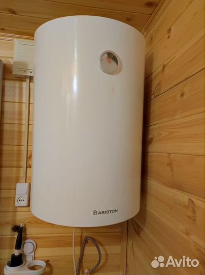 Бойлер водонагреватель 80 л ariston бу