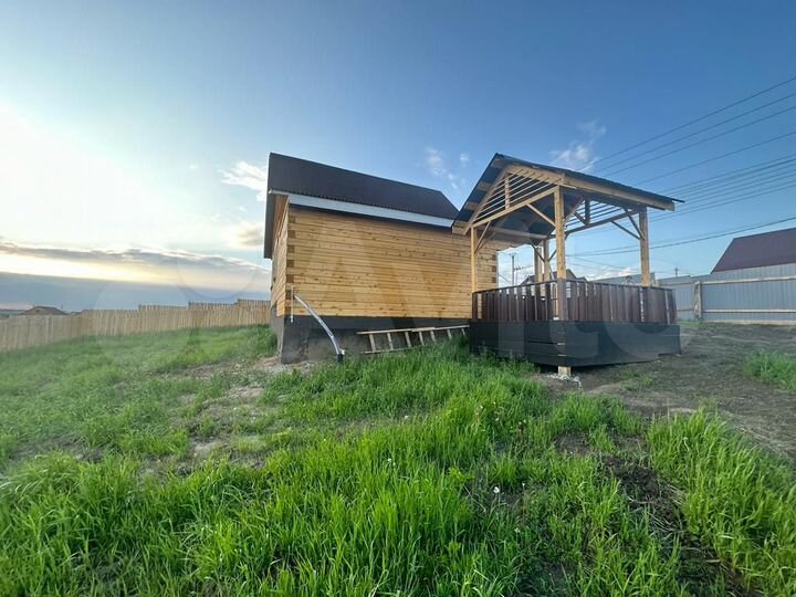 Коттедж 100 м² на участке 10 сот.