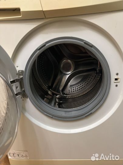 Стиральная машина Whirlpool