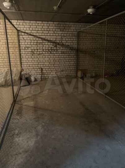 Машиноместо, 16 м²