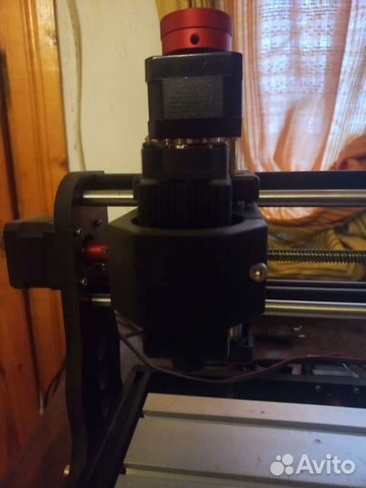 Настольный фрезерный станок