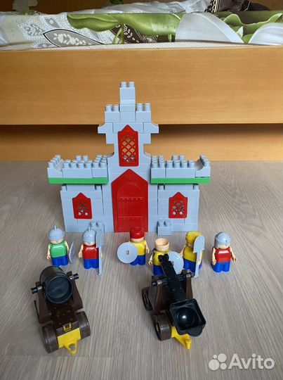 Lego duplo крепость