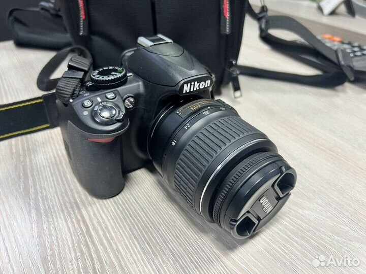 Зеркальный фотоаппарат Nikon d3100