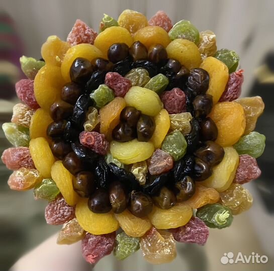 Съедобные букеты из сухофруктов