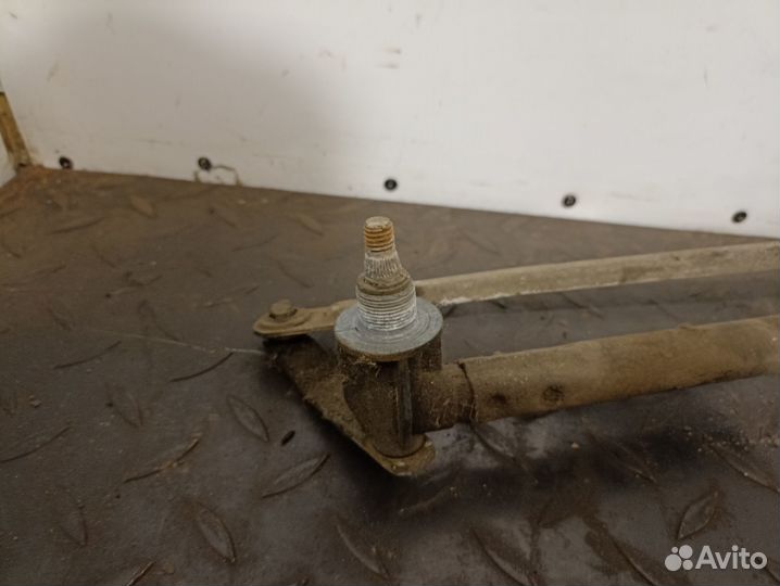 Трапеция стеклоочистителей для VW Passat B3