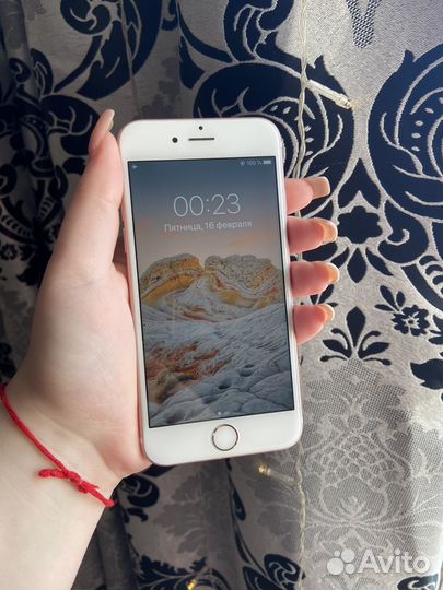 iPhone 6S, 64 ГБ