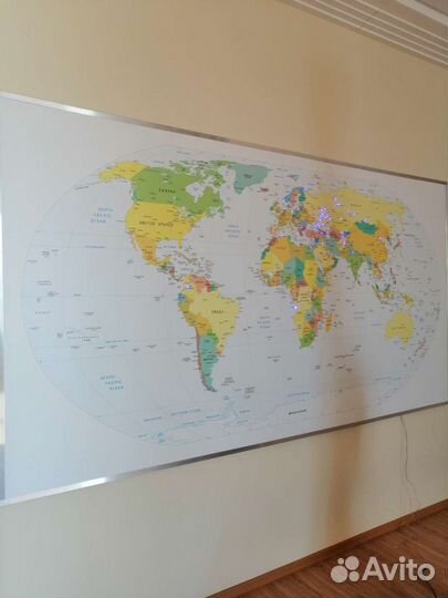 Карта мира с подсветкой интерьерная