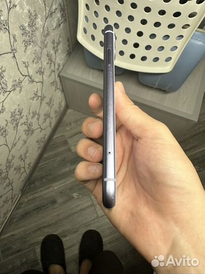 iPhone 11 64 Гб