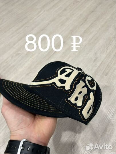 Бейсболка с прямым козырьком