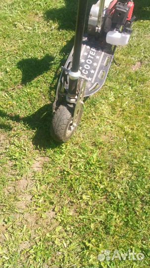 Бензиновый самокат