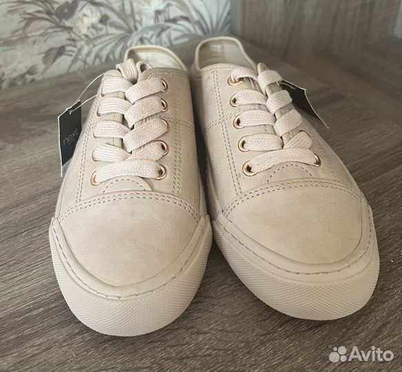 Коженные кеды next