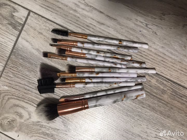 Кисти для макияжа