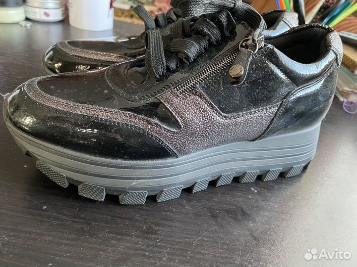 Полуботинки