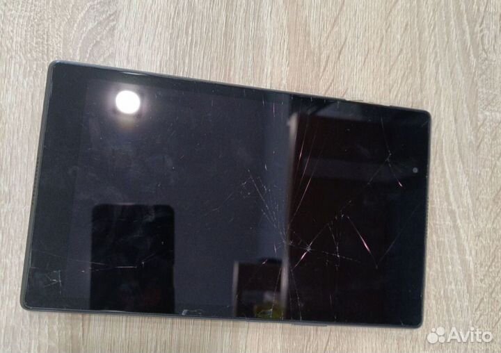 Планшет Lenovo