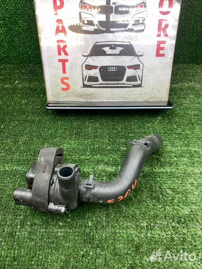 Помпа водяная Mercedes C-Class, C204, S204, W204