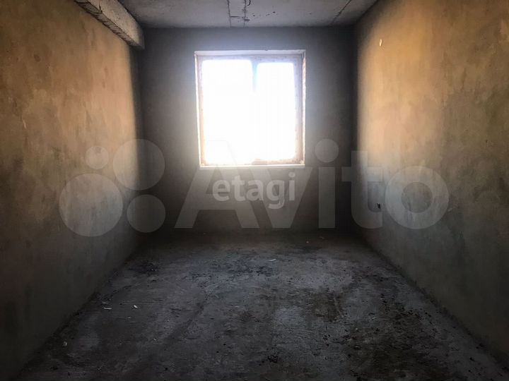 3-к. квартира, 104 м², 4/8 эт.