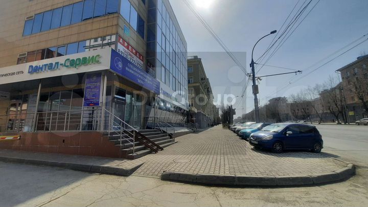 Здание, 1200 м²
