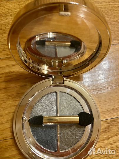 Палетка теней Clarins