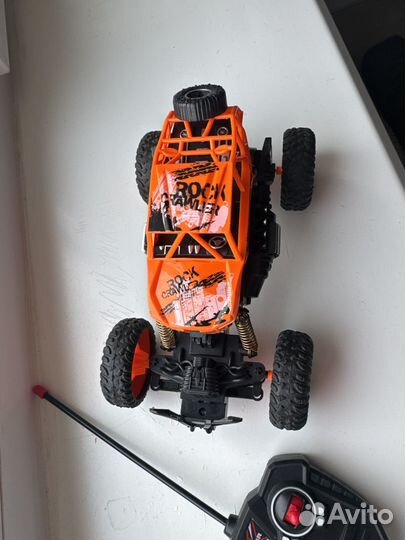 Машинка на радио управлении