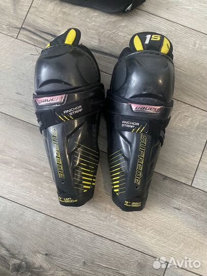 Нагрудник, щитки, логти, коньки