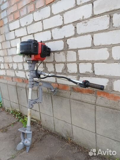 Лодочный мотор