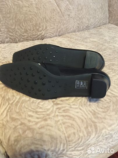 Продам новые туфли Hogl