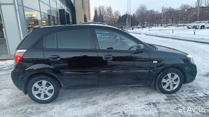 Kia Rio 1.4 МТ, 2011, 277 440 км