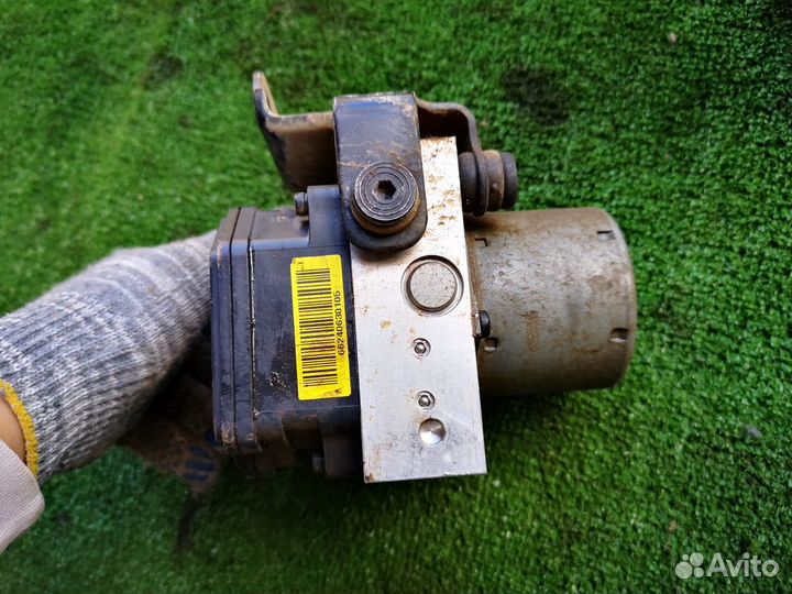 Блок абс abs для Kia Sorento XM 2009-н.в