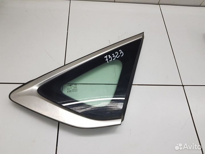 Стекло кузовное правое (Genesis G80 I)