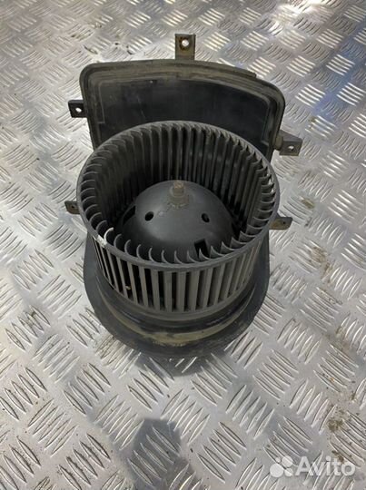 Моторчик печки golf 3 Vento