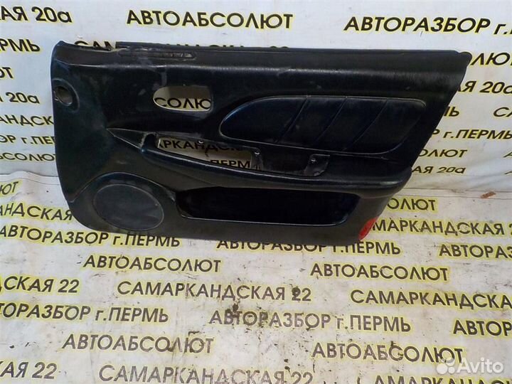 Обшивка двери передней правой Hyundai Sonata IV