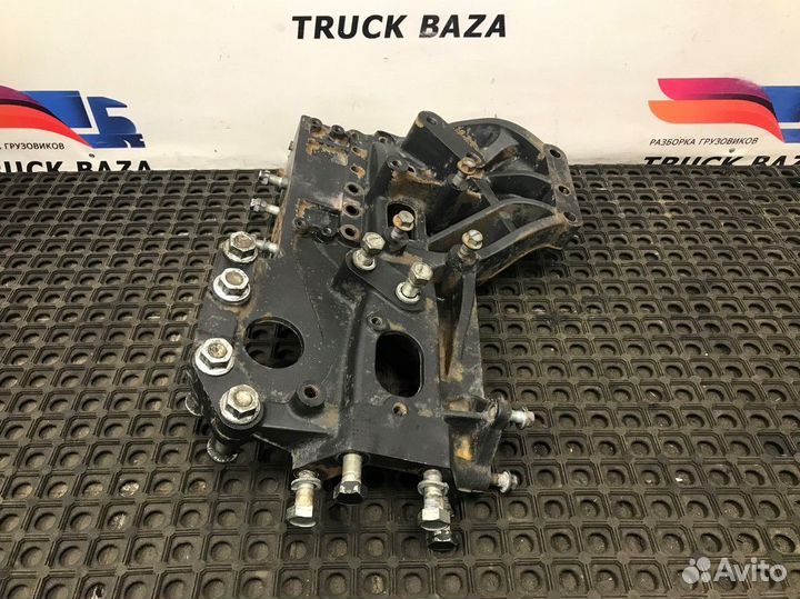 Кронштейн рессоры передний правый камаз 54901