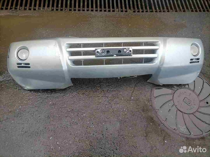 Бампер передний Mitsubishi Pajero III V73W V75W