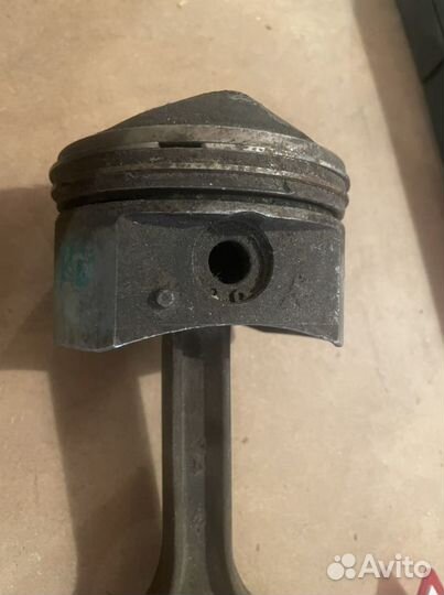 Поршень с шатуном Mitsubishi 6g74 GDI 3.5