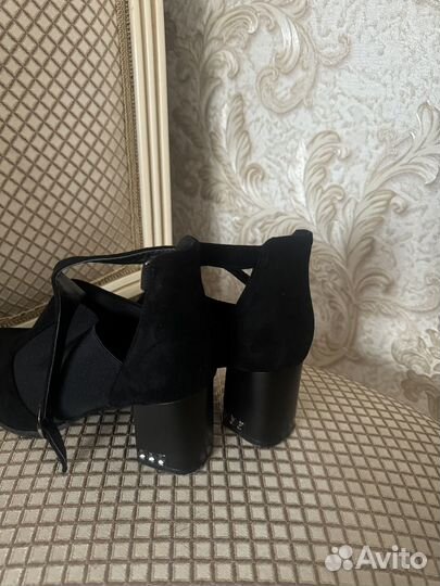 Обувь женская