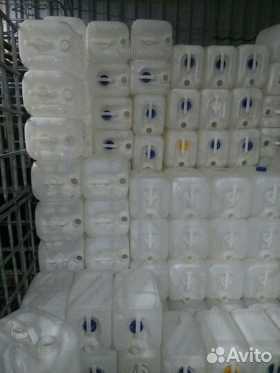 Канистры 30 л. Б/У