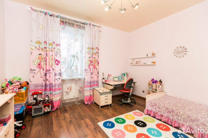 Комплект детской мебели для девочки