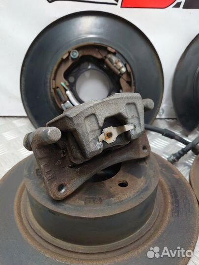 Комплект задних тормозов Mitsubishi Lancer X (2007